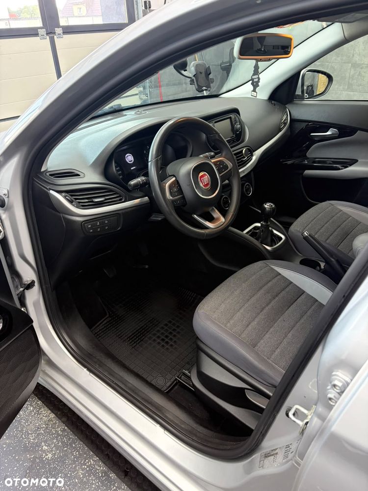 Fiat Tipo 1.4 16V Lounge - 2