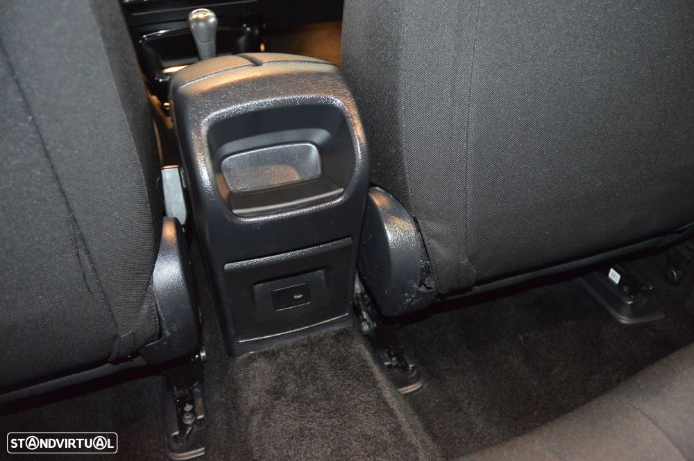 Mercedes-Benz A 160 Progressive - 32