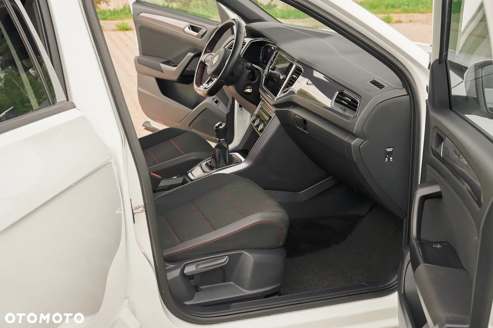 Volkswagen T-Roc 1.5 TSI OPF R-Line - 17
