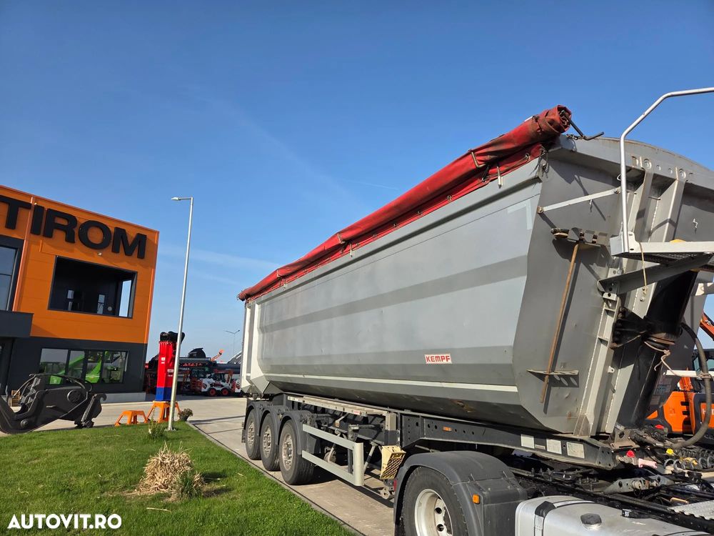 Kempf 50m3 FIER VECHI, 2017, axe BPW, Usi spate, Axa liftabila, jante aluminiu, Scena vizitare, prelata, Carte identitate RAR, rulata in Germania, posibilitate leasing-PROMOTIE 20.900 EUR+Tva - 2