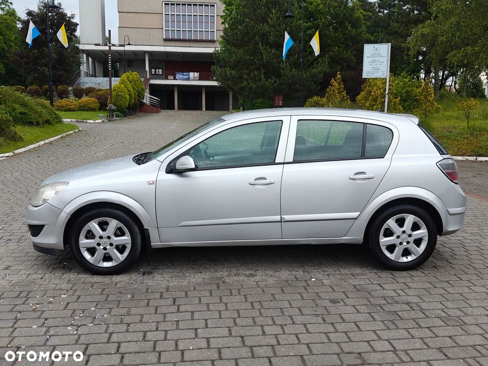 Opel Astra 1.6 Cosmo - 17