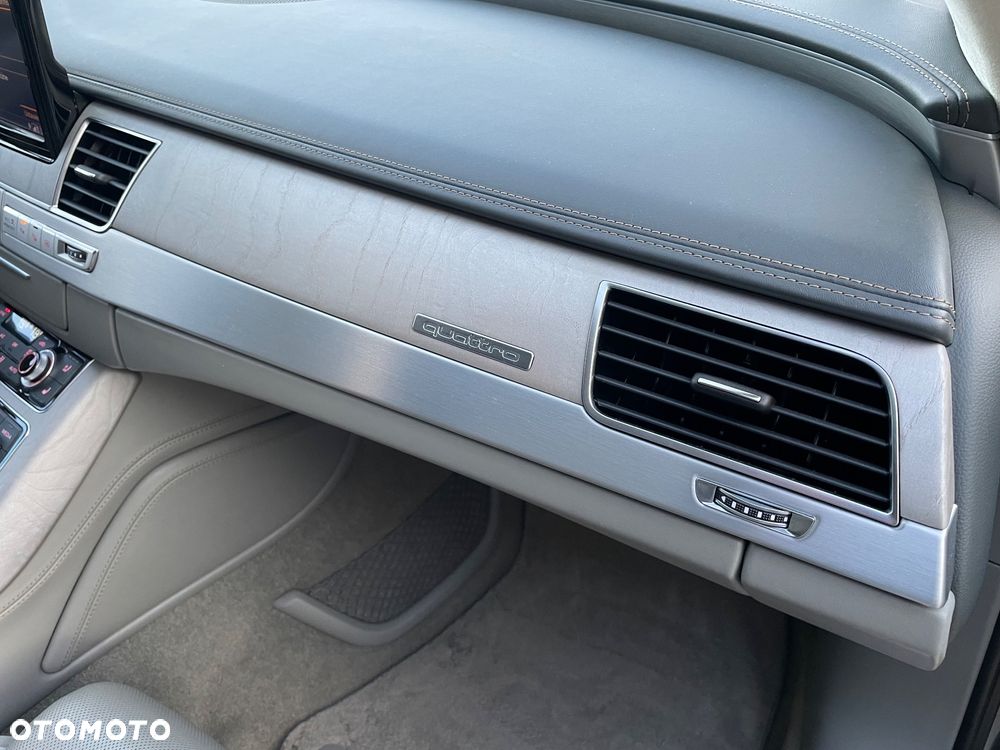 Audi A8 4.0 TFSI cylinder on demand quattro tiptronic Lang - 24