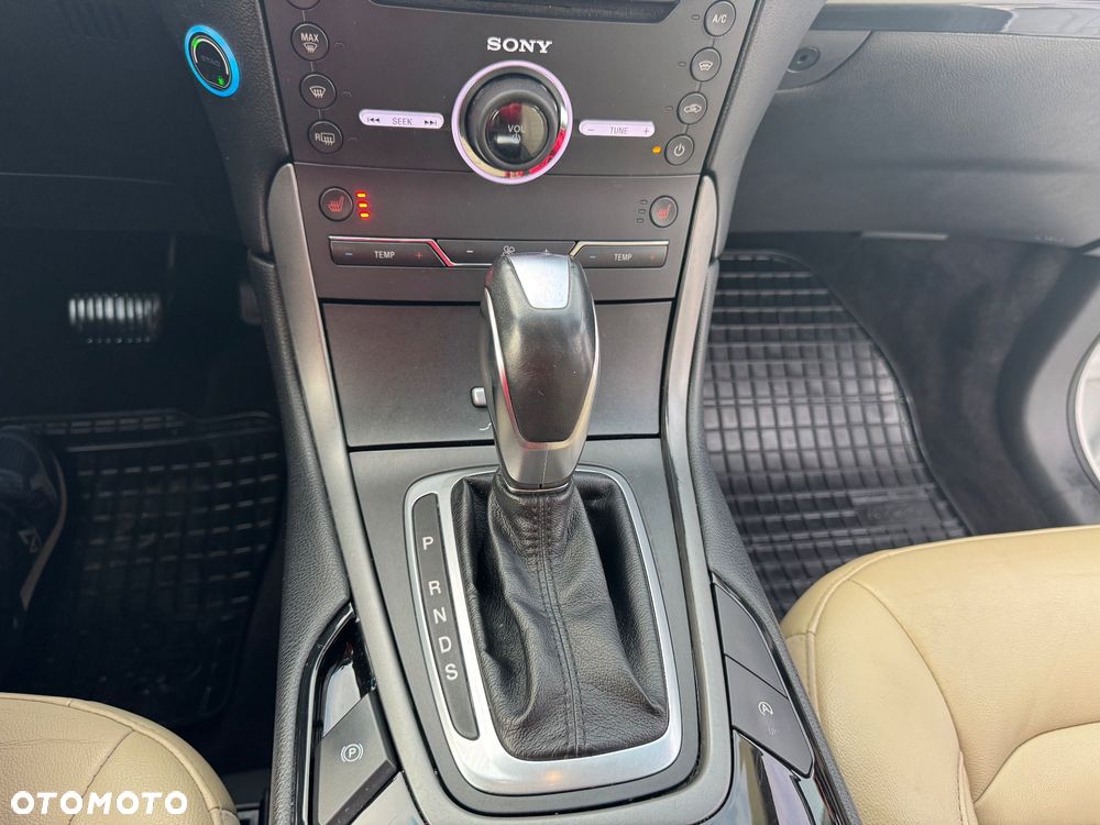 Ford Edge - 37