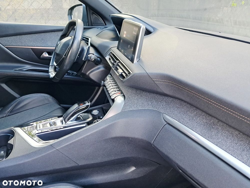 Peugeot 3008 1.6 BlueHDi Allure S&S EAT6 - 38