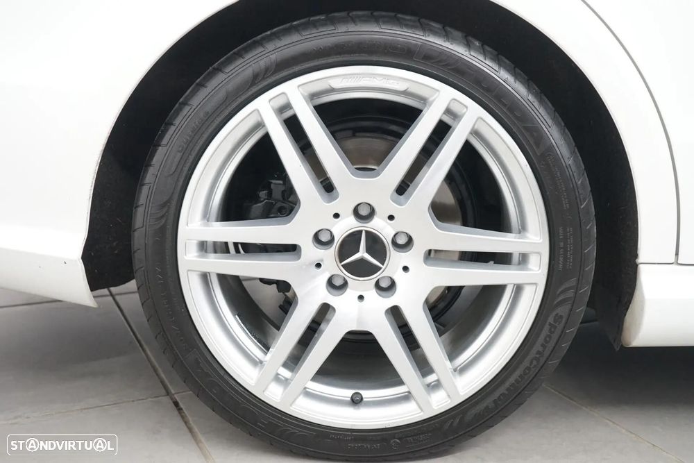 Mercedes-Benz E 250 CDi Elegance BlueEfficiency Auto. - 13