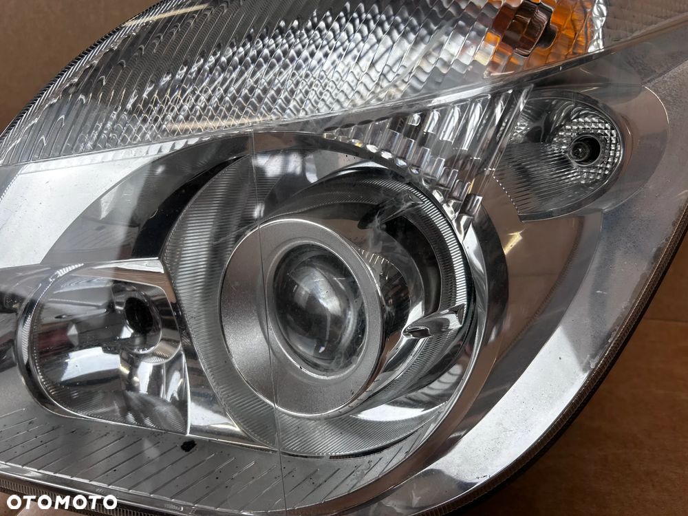 MERCEDES SPRINTER 906 W906 A906 HELLA LAMPA REFLEKTOR XENON PRZÓD PRZEDNI PRZEDNIA LEWA LEWY - 2