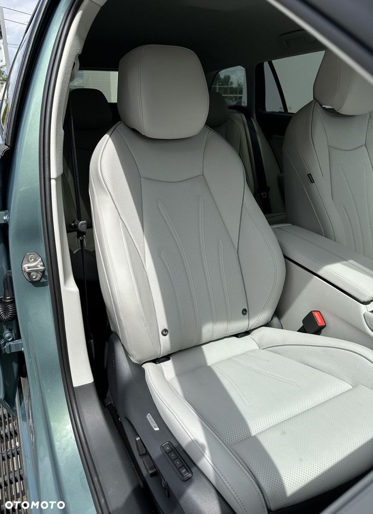 Volkswagen Passat 1.5 TSI EVO Elegance DSG - 23
