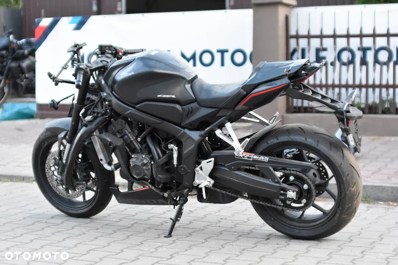 Honda CBR - 23