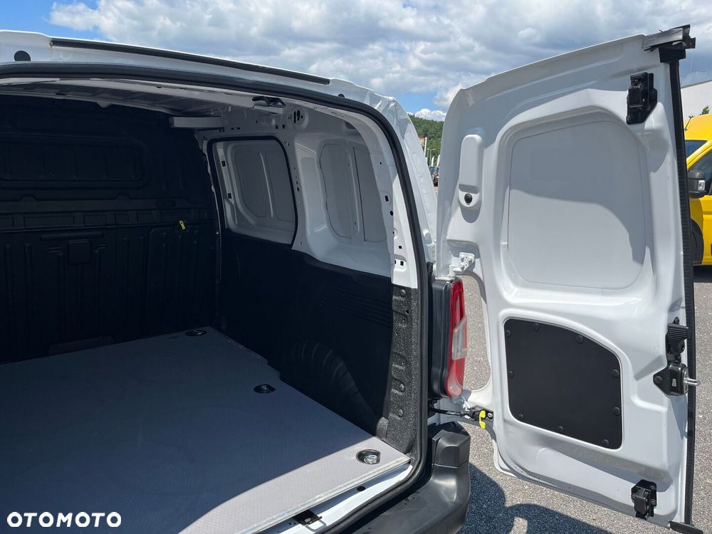 Toyota PROACE CITY - 31