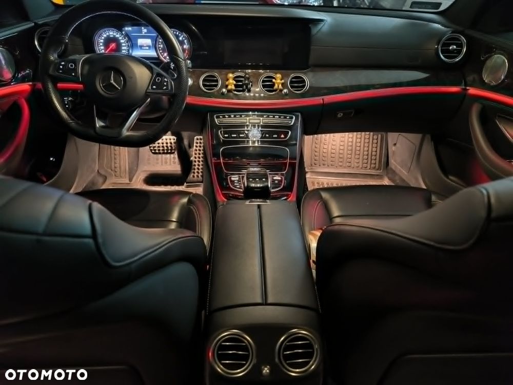 Mercedes-Benz Klasa E 220 d 9G-TRONIC - 6