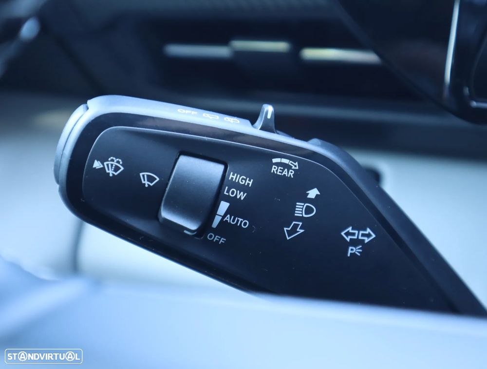 Ford Explorer 77 kWh Premium - 34
