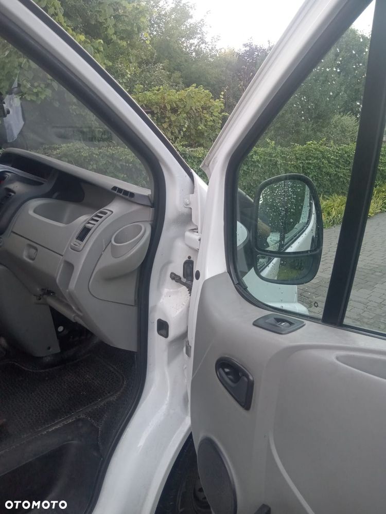 Opel VIVARO - 10