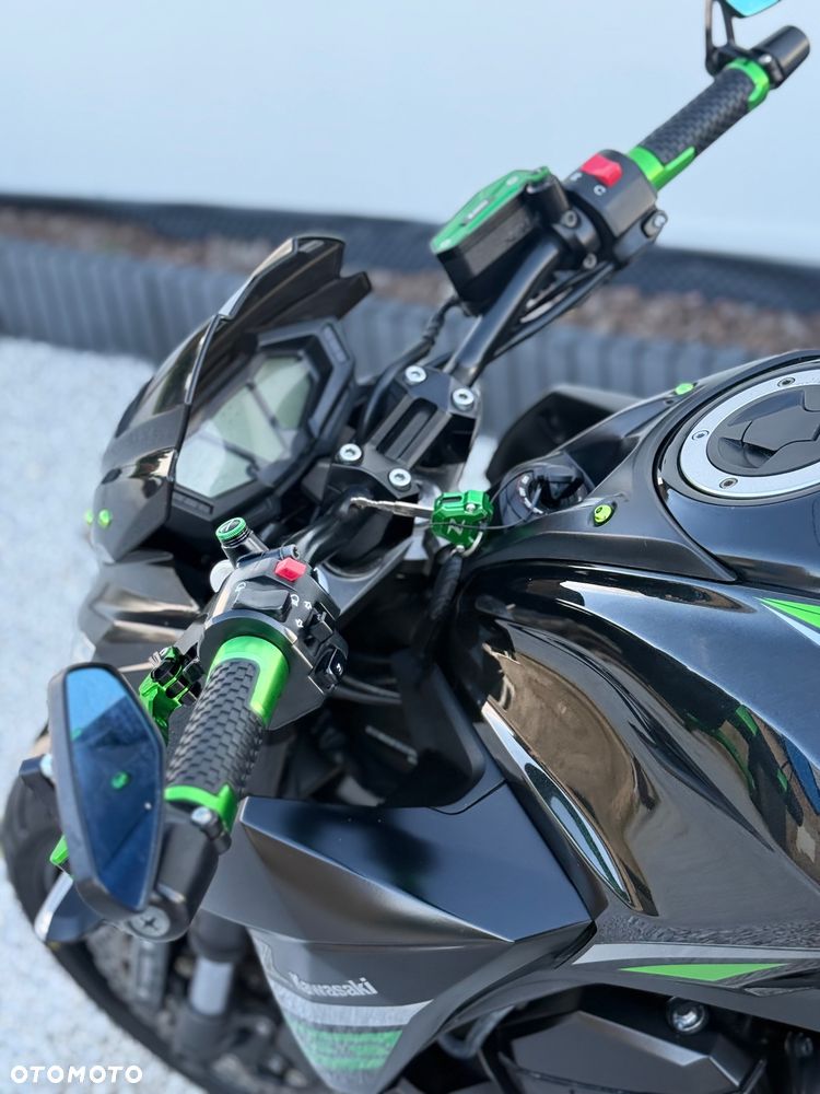 Kawasaki Z - 8