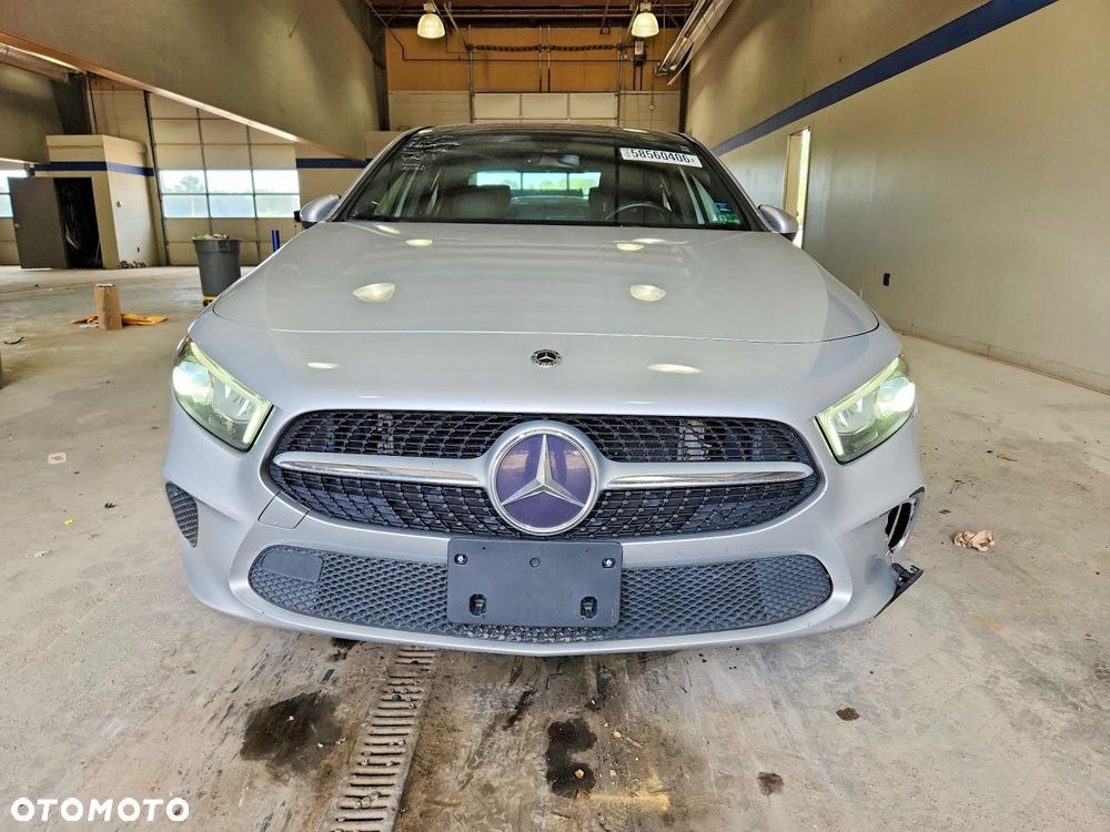Mercedes-Benz Klasa A 220 4Matic 7G-DCT - 6