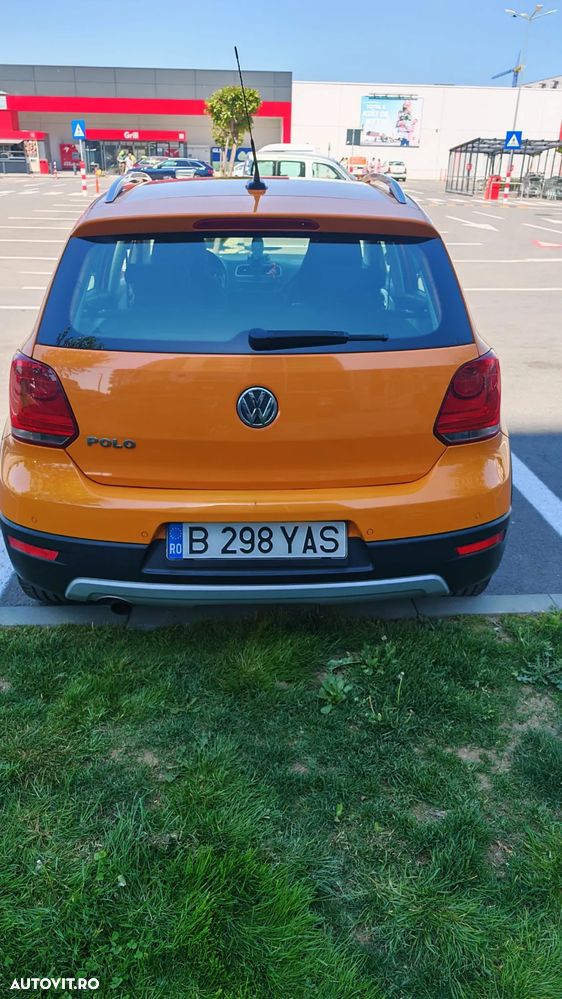 Volkswagen Polo 2012 photo 3