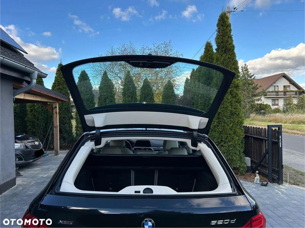 BMW Seria 5 520d xDrive Luxury Line - 23