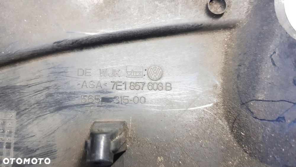 obudowa lusterka lewa VW T5 lift - 8