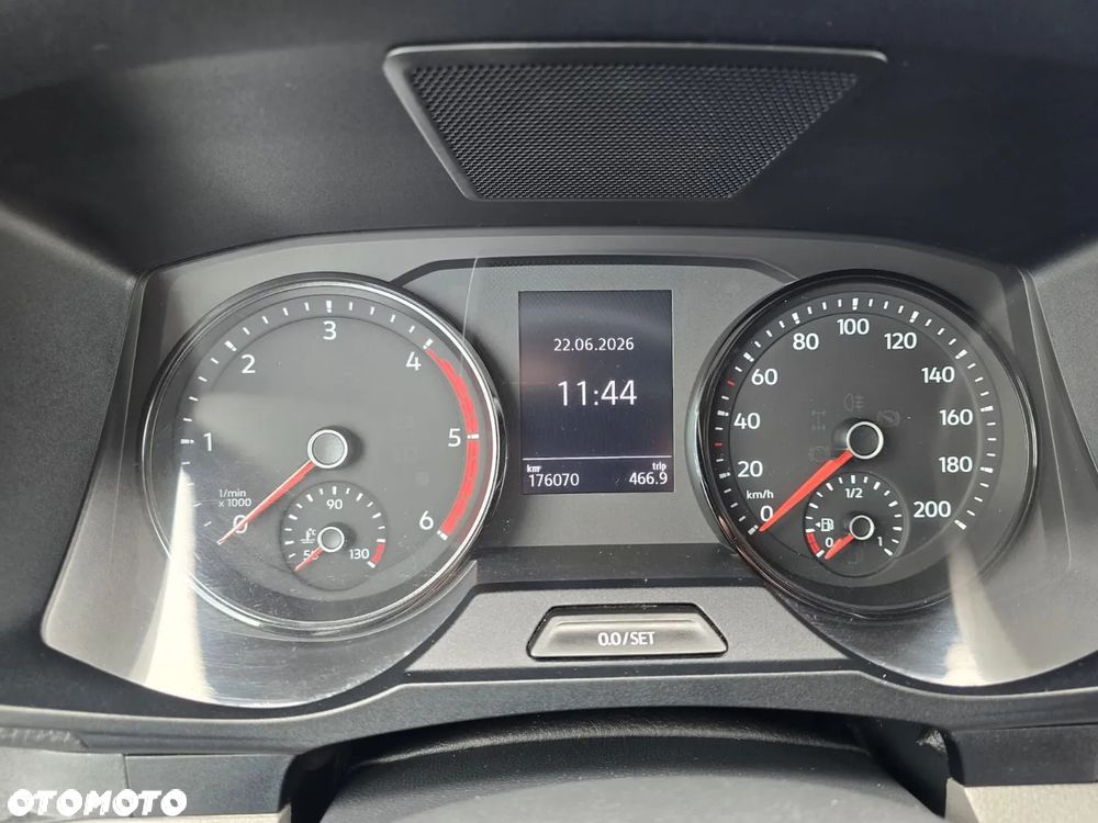 Volkswagen Crafter 35 BiTDI  177KM  7 Osobowy / 109900 Pln Netto / - 38