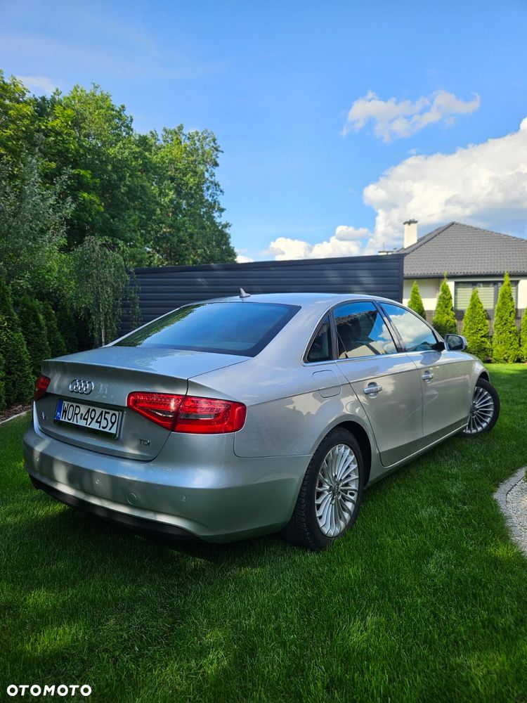 Audi A4 Limousine 2.0 TDI DPF Ambition - 12