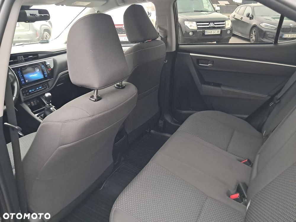 Toyota Corolla 1.6 Premium EU6 - 10