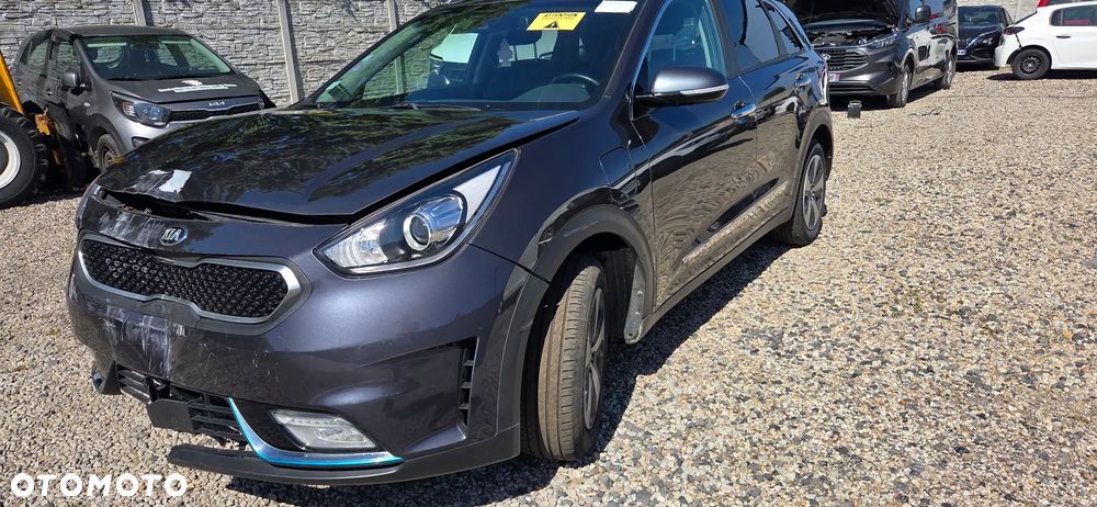 Kia Niro 1.6 GDI Plug-in Hybrid L - 8