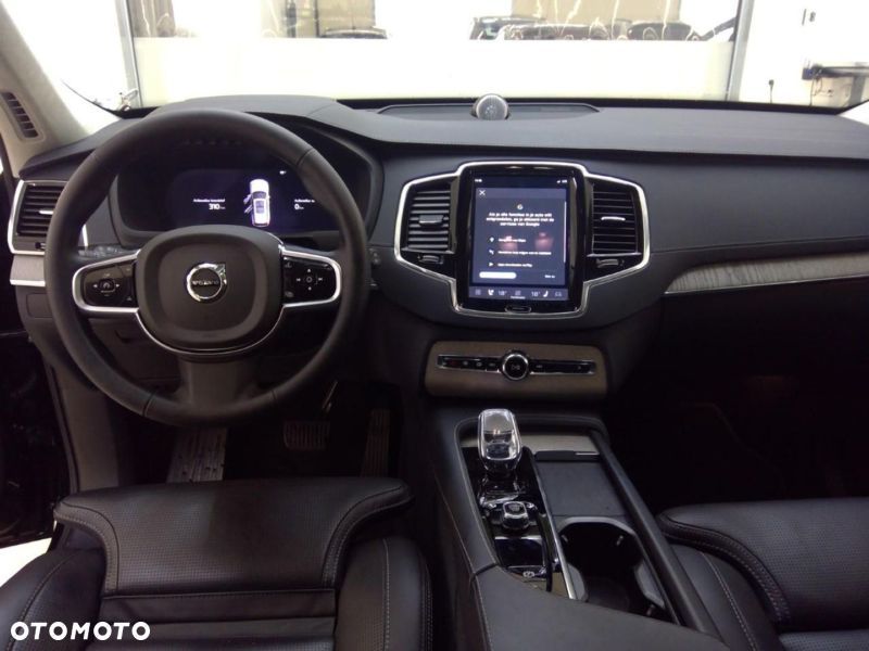 Volvo XC 90 T8 AWD Ultra Black Edition - 9