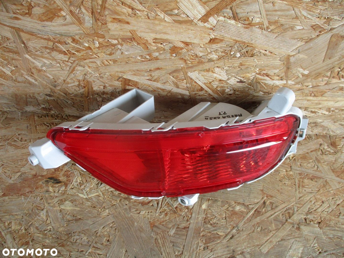 LAMPA PRZECIWMGIELNA TYLNA PRAWA MAZDA CX5 II - 4