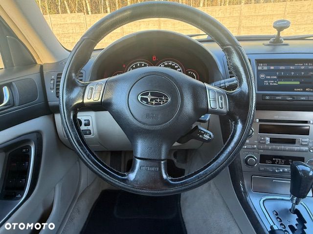 Subaru Legacy 3.0R Automatik Exclusive - 24
