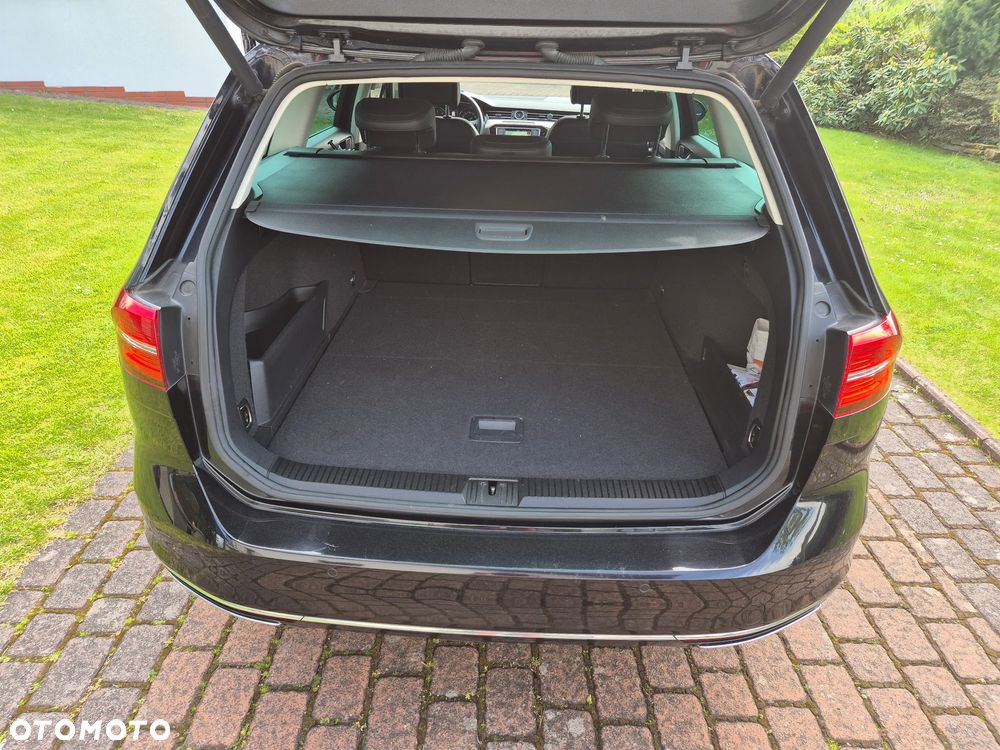 Volkswagen Passat 2.0 TDI BMT 4Mot Highline DSG - 14
