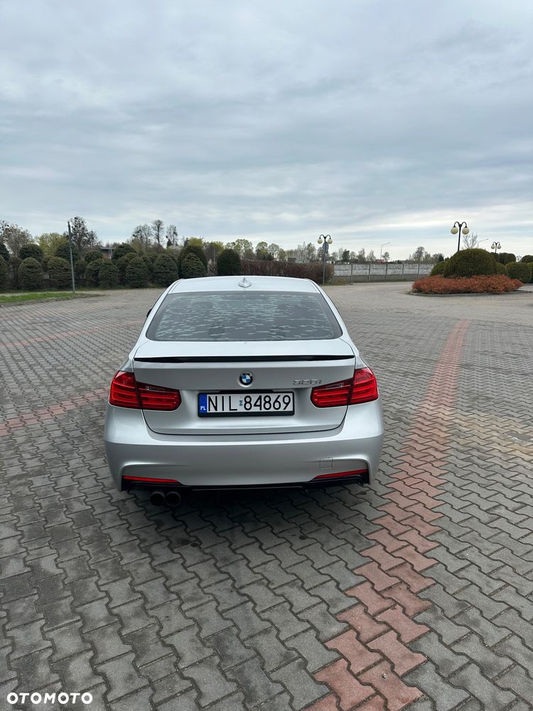 BMW Seria 3 328i - 17