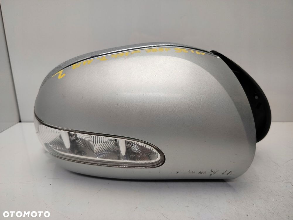 mercedes ml w164 13 pin 05r- lusterko prawe zewnętrzne 775 - 1