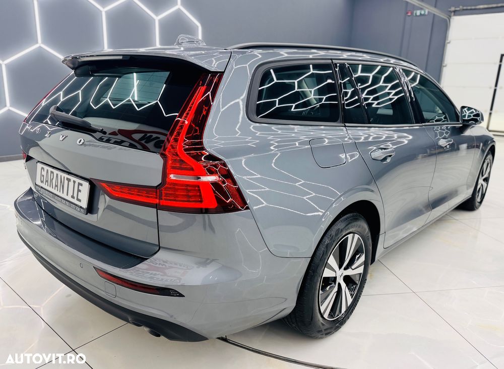 Volvo V60 D3 Momentum Core - 4