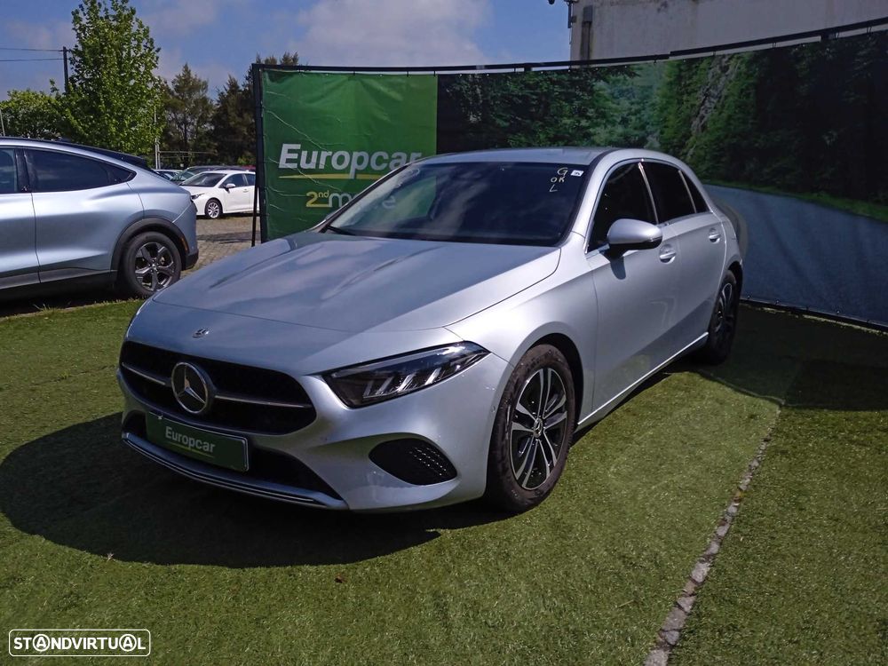 Mercedes-Benz A 200 Standard - 1