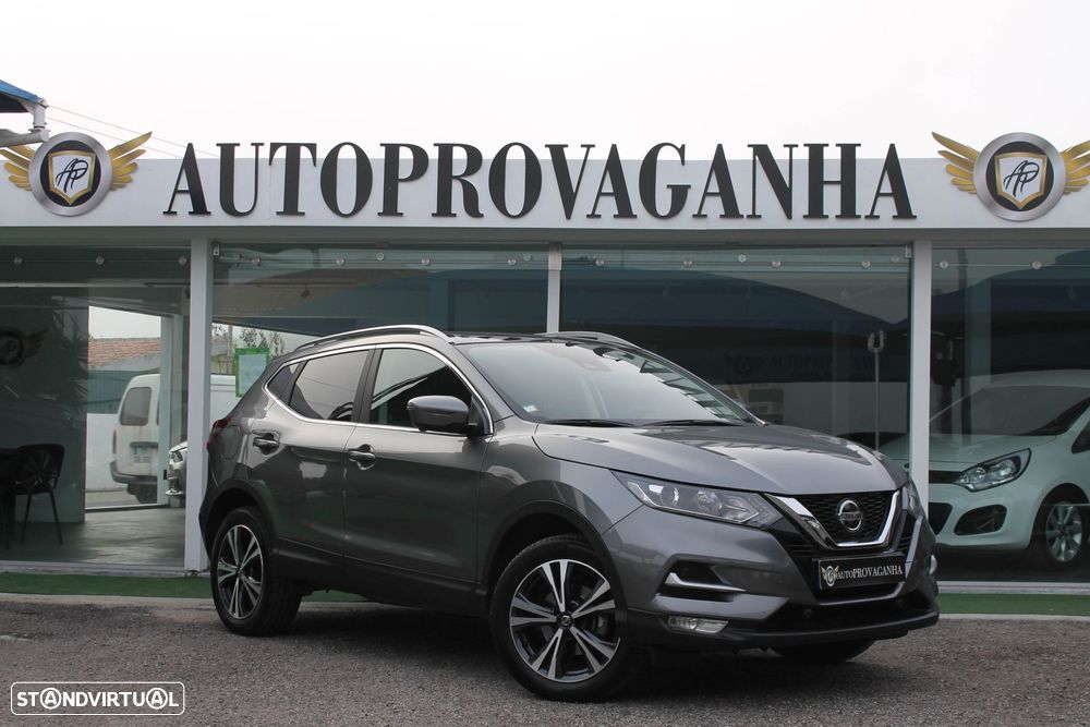 Nissan Qashqai 1.5 dCi N-Connecta J18+Led - 39