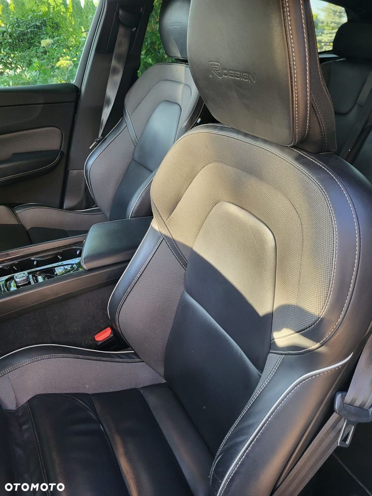 Volvo XC 60 D4 SCR R-Design - 14