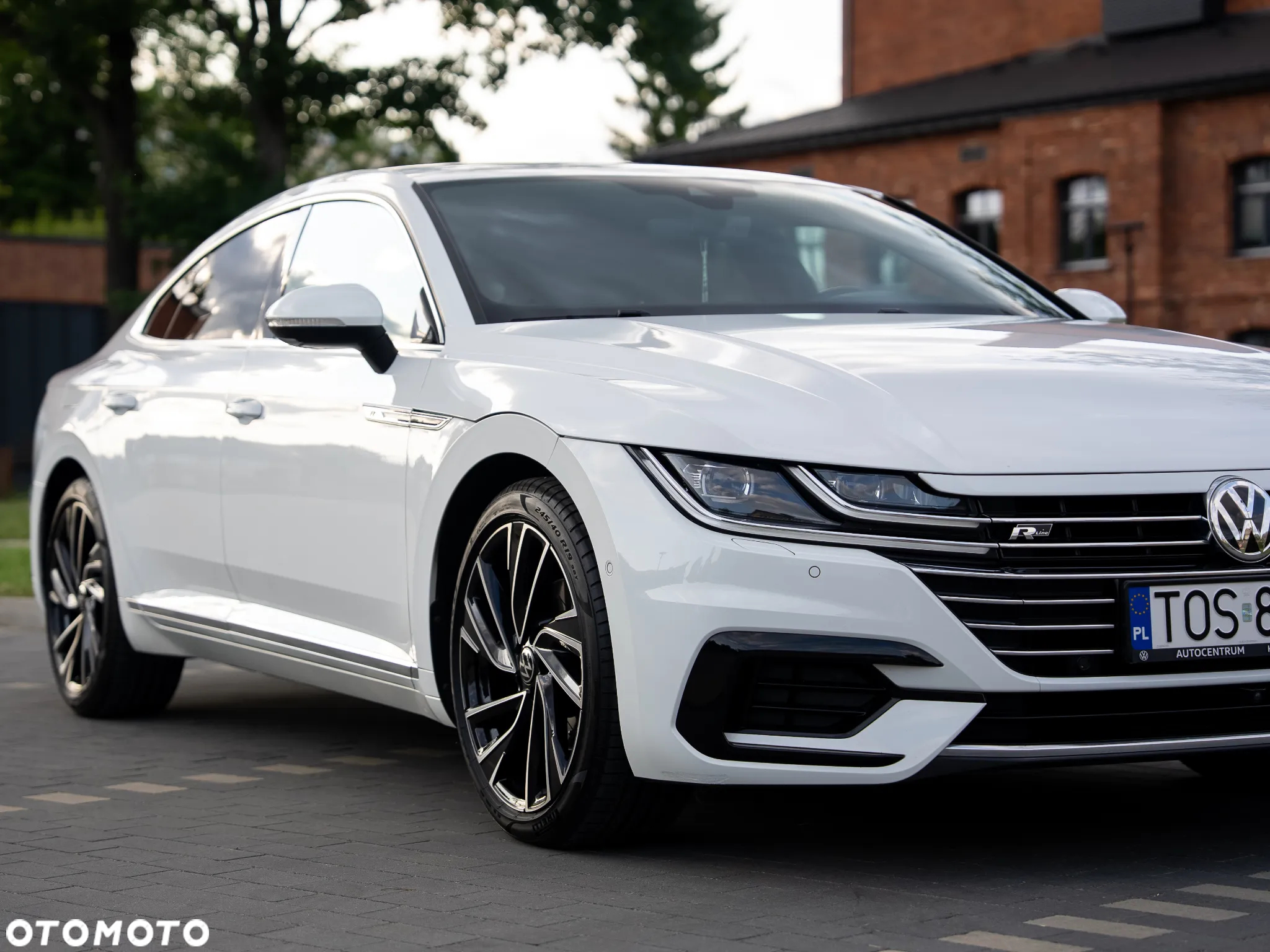 Volkswagen Arteon 2.0 TDI SCR R-Line DSG - 4