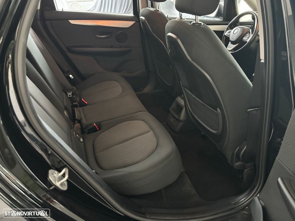 BMW 216 Active Tourer d Advantage Auto - 11