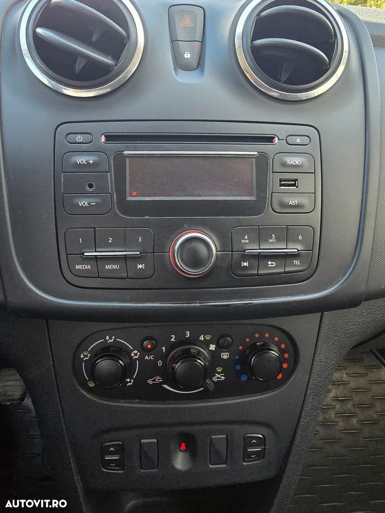 Dacia Logan 1.2 Ambiance - 13