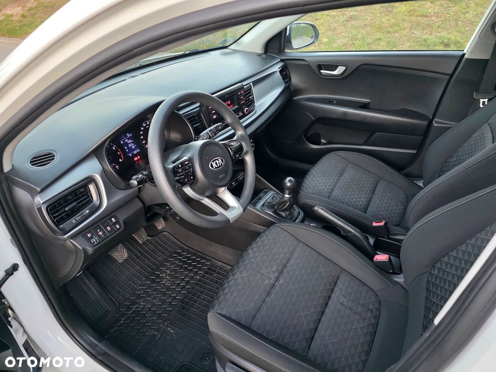 Kia Rio - 5