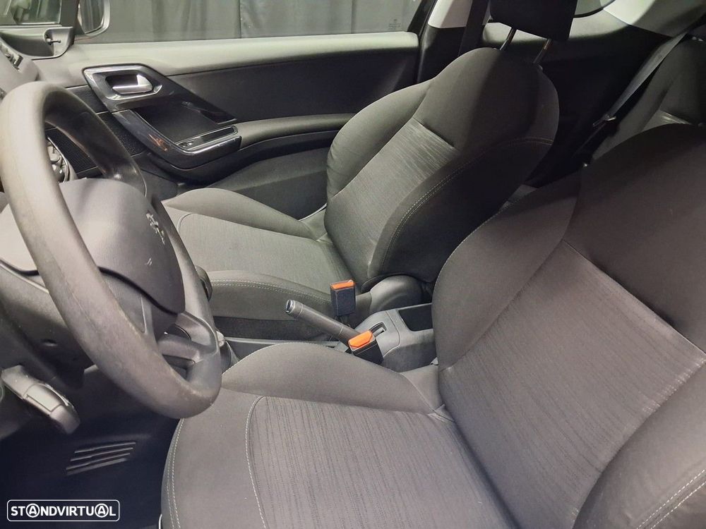 Peugeot 208 1.0 VTi Active - 8
