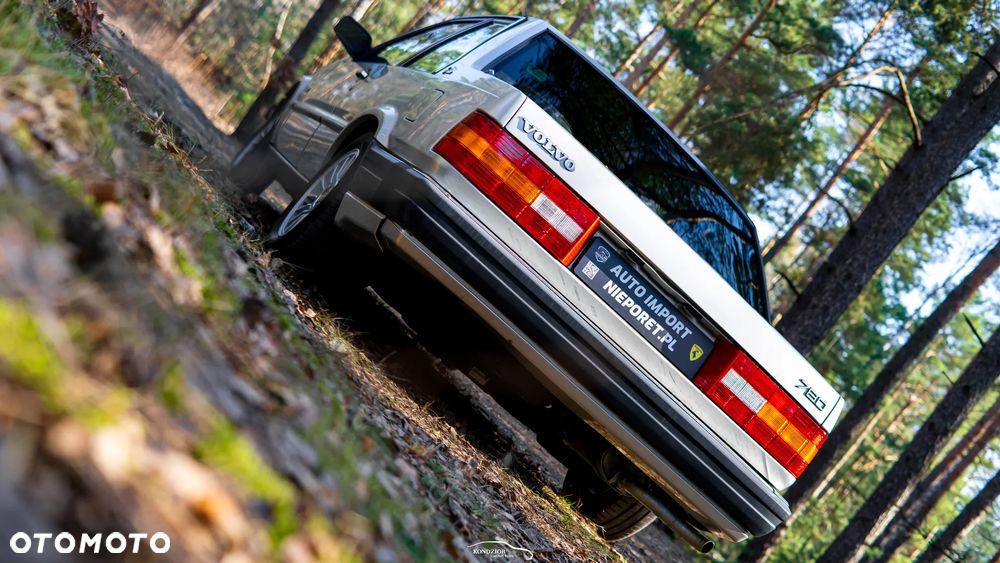 Volvo 780 - 25