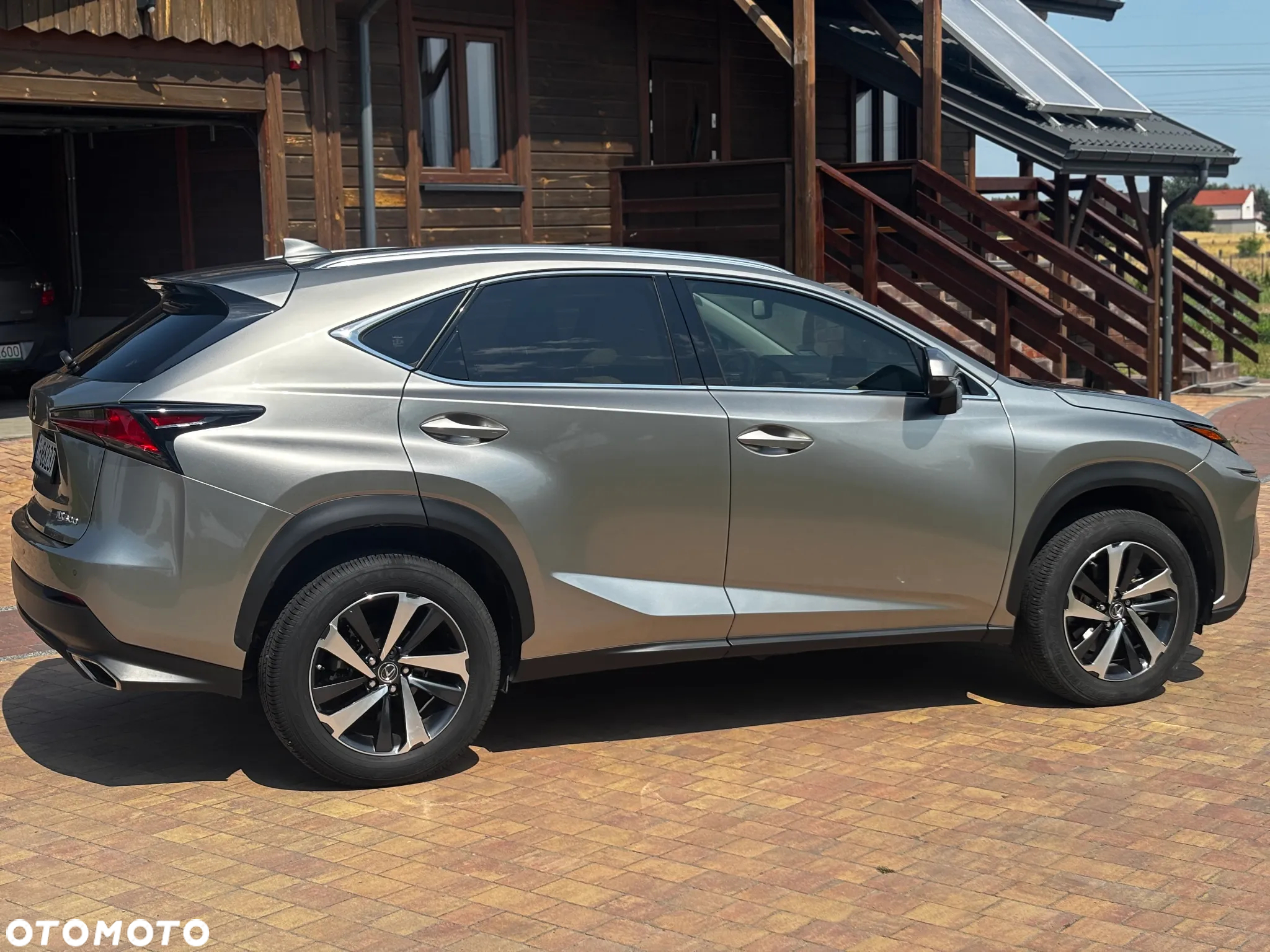 Lexus NX 300 AWD - 3