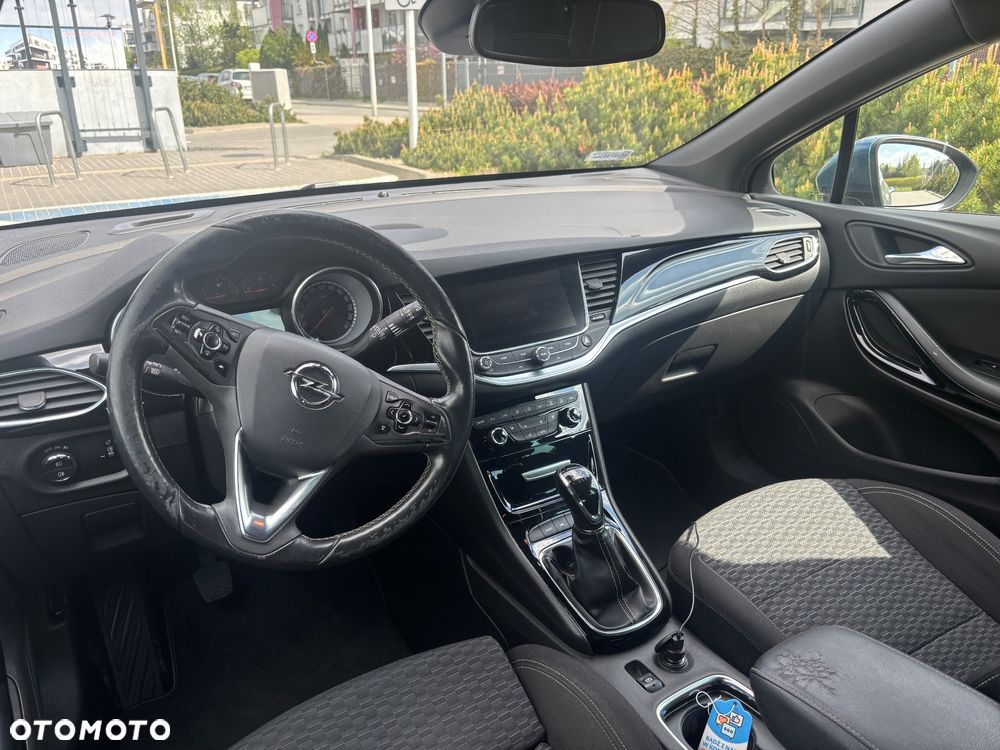 Opel Astra 1.4 T Dynamic - 17