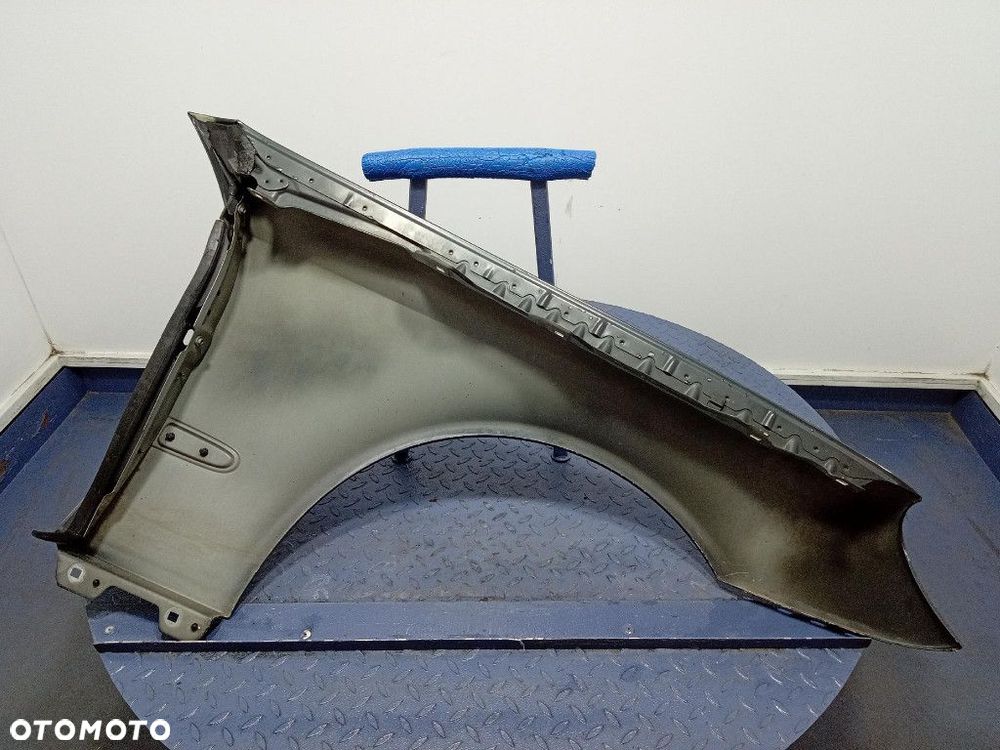 MERCEDES E KLASA W211 BŁOTNIK PRZÓD LEWY 753 TEKTITGRAU - 9