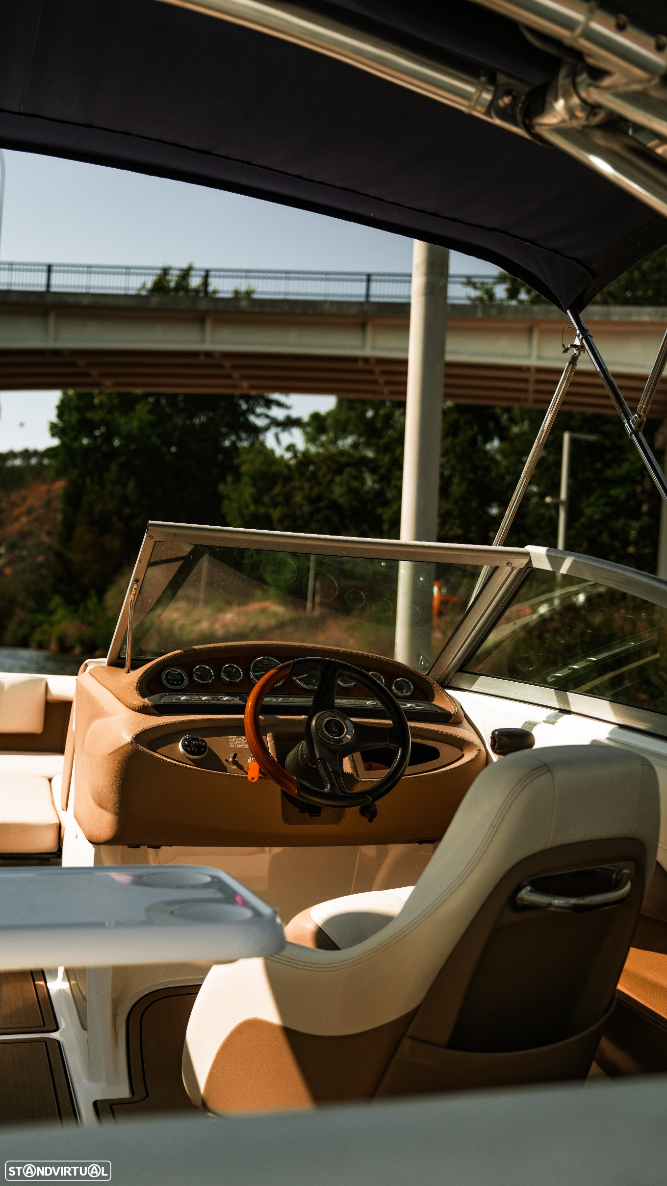 Cobalt Marine 218 - 10