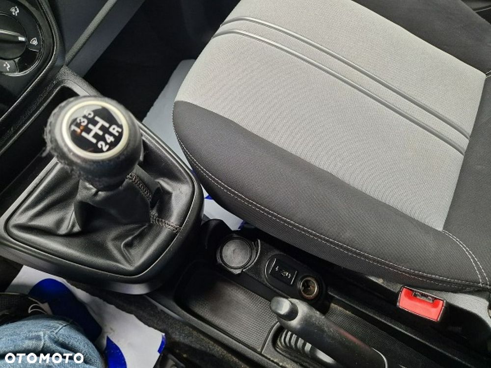 Fiat Qubo - 27
