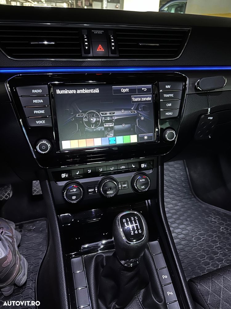 Skoda Superb 1.6 TDI Style - 11