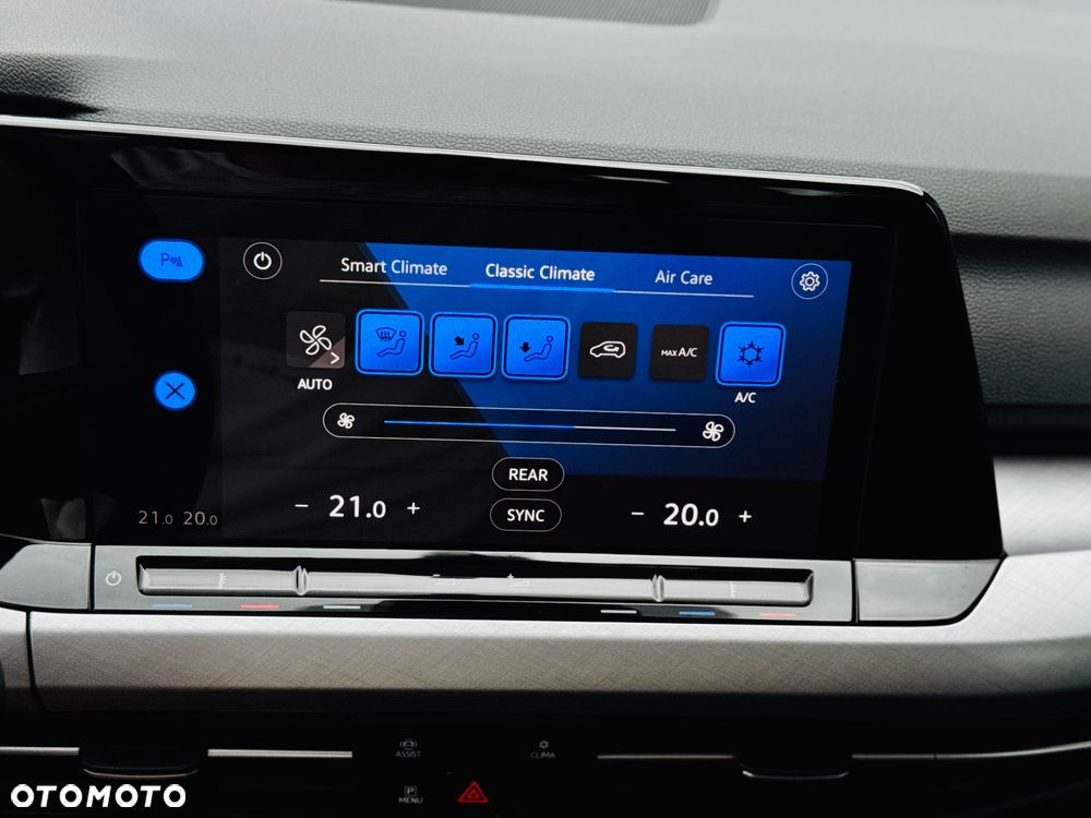 Volkswagen Golf - 34