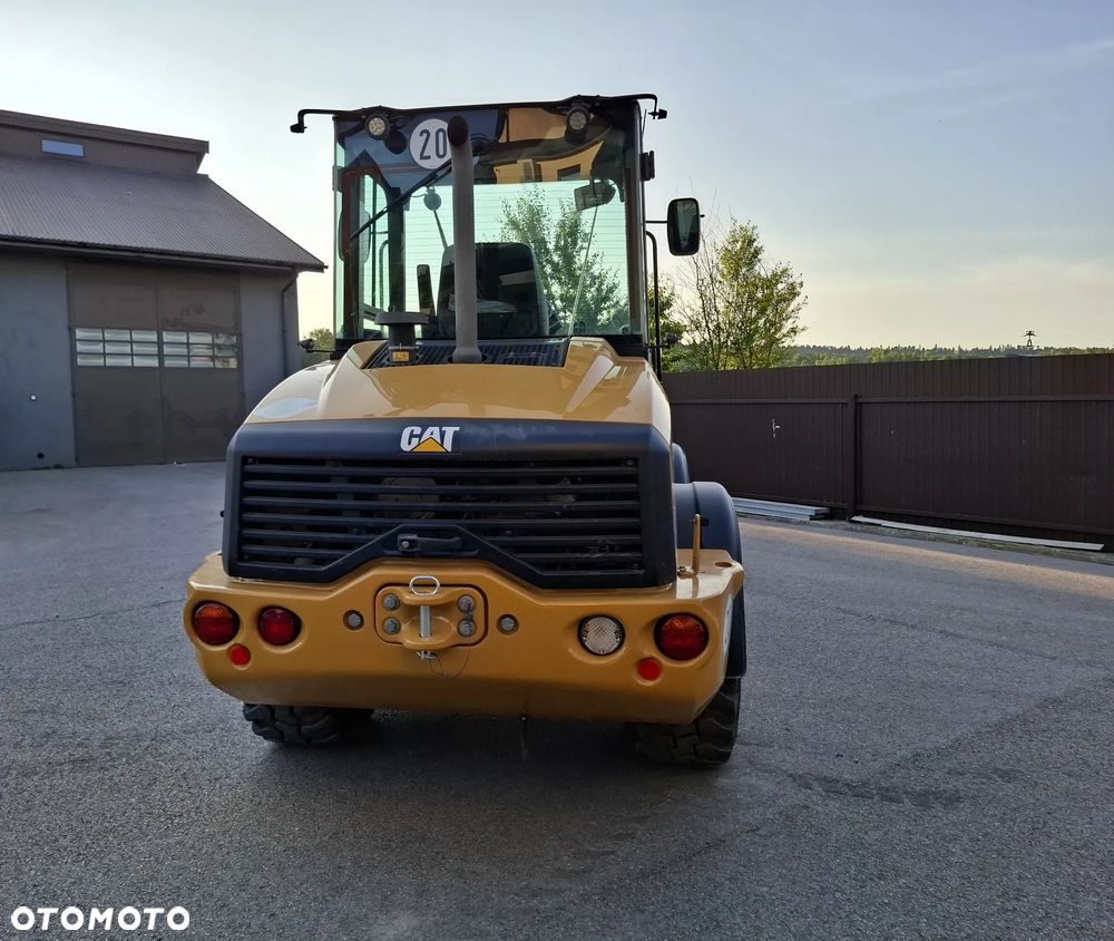 Caterpillar CAT 908 M - 6