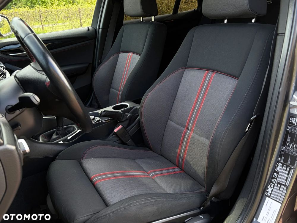 BMW X1 xDrive18d Sport Line - 25